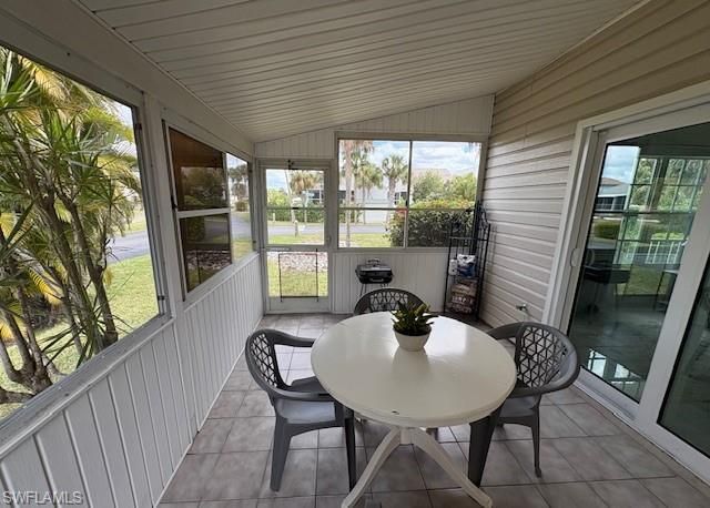 6101 Lake Front Dr, Fort Myers, FL 33908 Photo