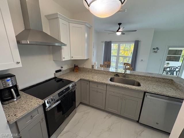 6101 Lake Front Dr, Fort Myers, FL 33908 Photo