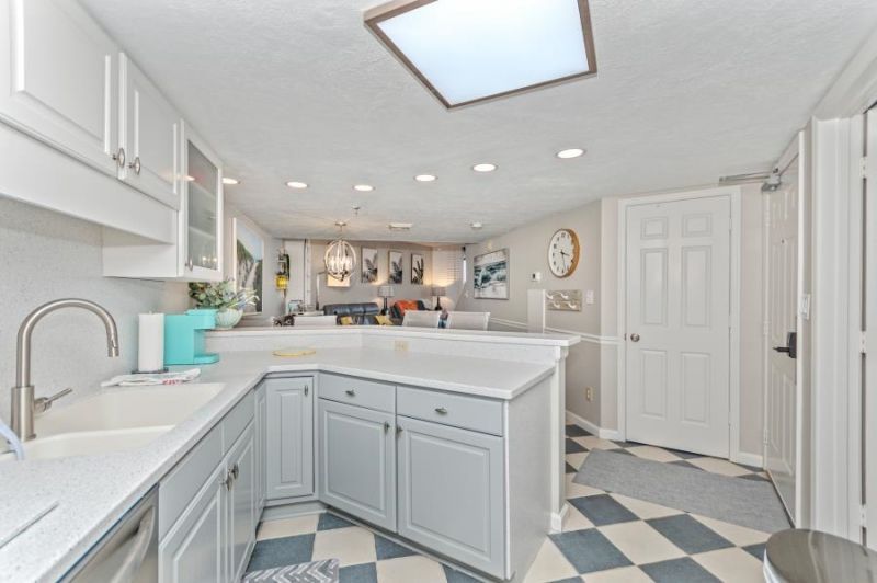 5523 N Ocean Blvd. Photo 13