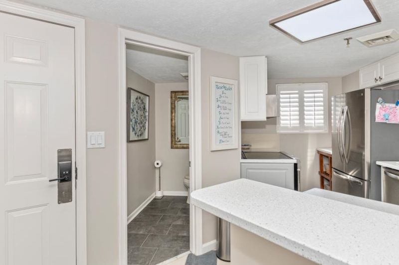 5523 N Ocean Blvd. Photo 14