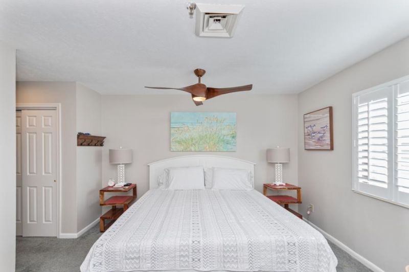 5523 N Ocean Blvd. Photo 18