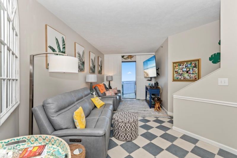 5523 N Ocean Blvd. Photo 5