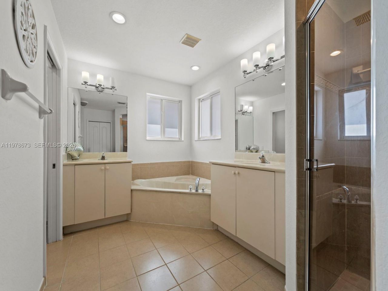 10230 SW 227th St , Cutler Bay, FL 33190 Photo