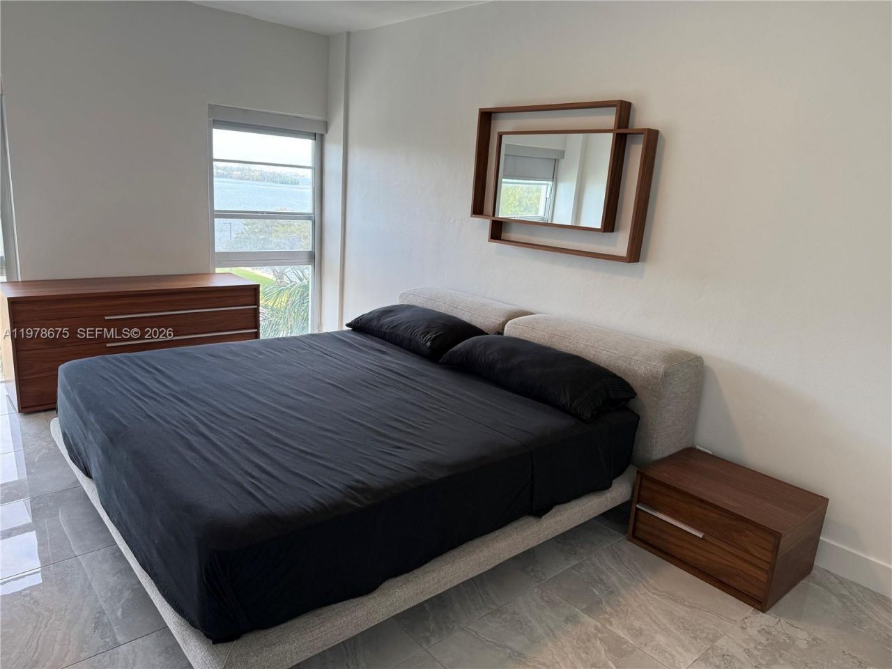 880 NE 69th St, Unit 5Q, Miami, FL 33138 Photo