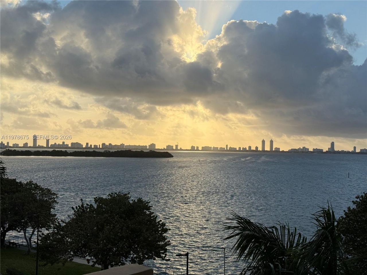 880 NE 69th St, Unit 5Q, Miami, FL 33138 Photo