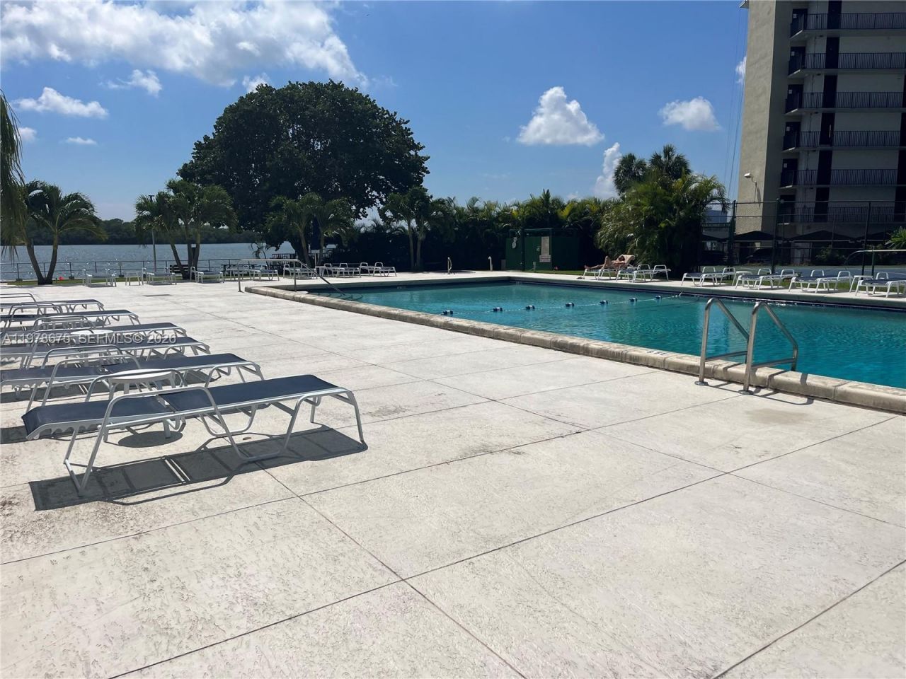880 NE 69th St, Unit 5Q, Miami, FL 33138 Photo