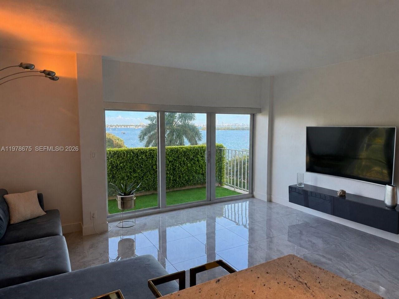 880 NE 69th St, Unit 5Q, Miami, FL 33138 Photo
