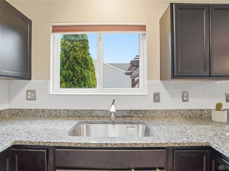 4264 Hunting Hawk Drive, Turtlecreek Township, OH 45036 Photo 22