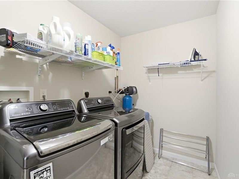 4264 Hunting Hawk Drive, Turtlecreek Township, OH 45036 Photo 27