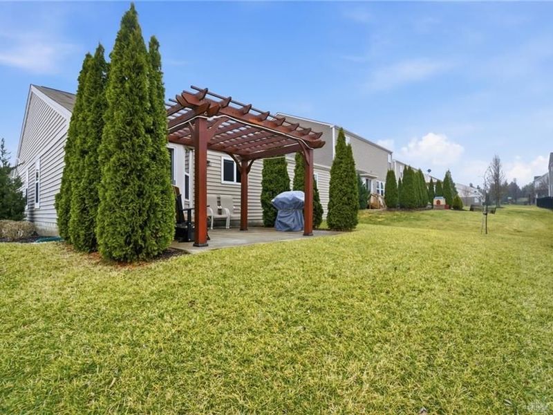 4264 Hunting Hawk Drive, Turtlecreek Township, OH 45036 Photo 32