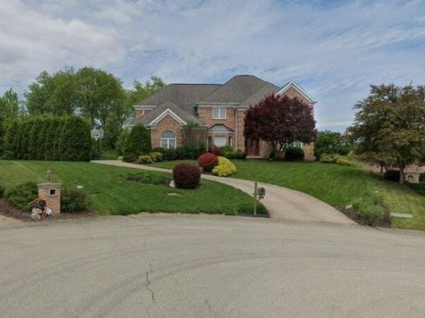 102 Meadowvue Ct, Venetia, PA 15367