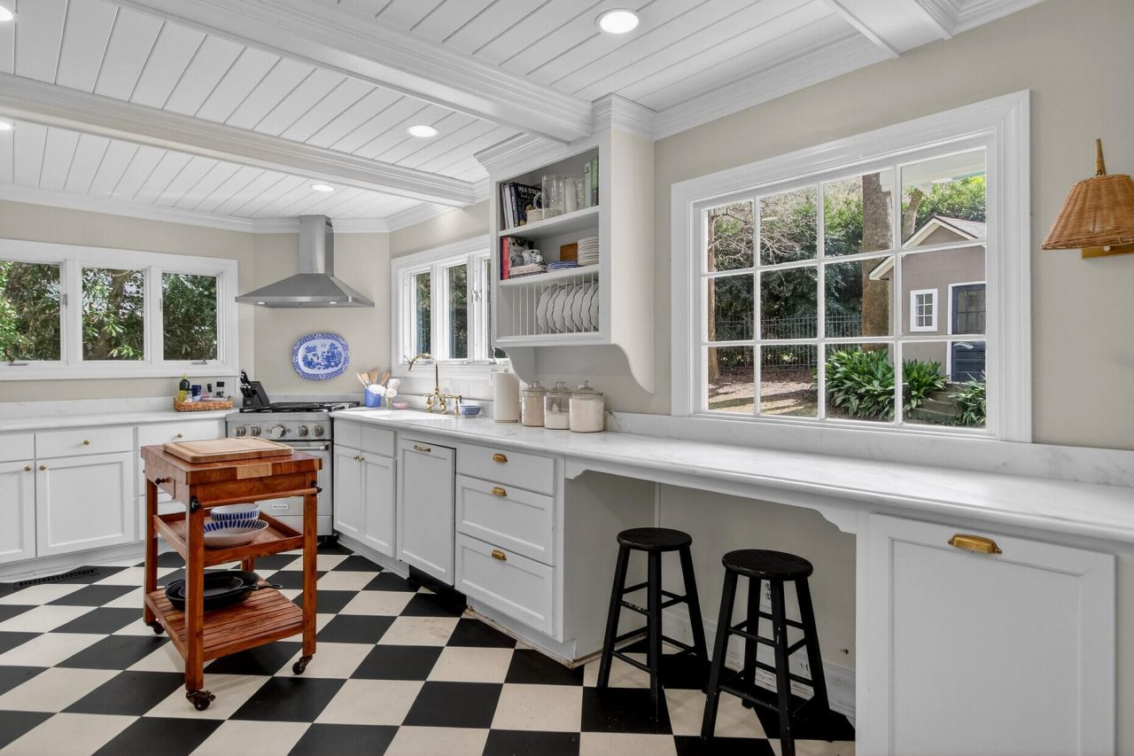 104 Dukes Court Photo 23