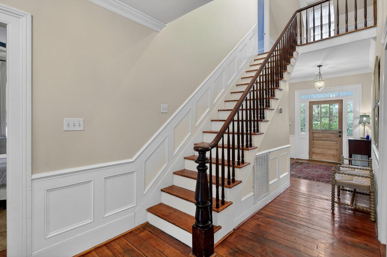 104 Dukes Court Photo 34