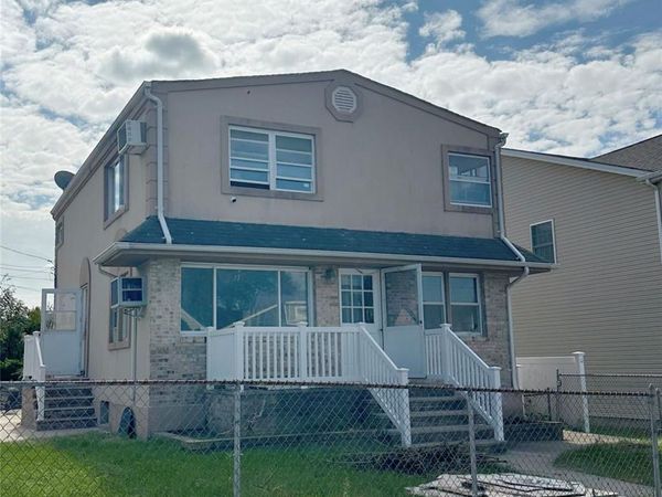 1371 Rosser Avenue , Elmont, NY 11003