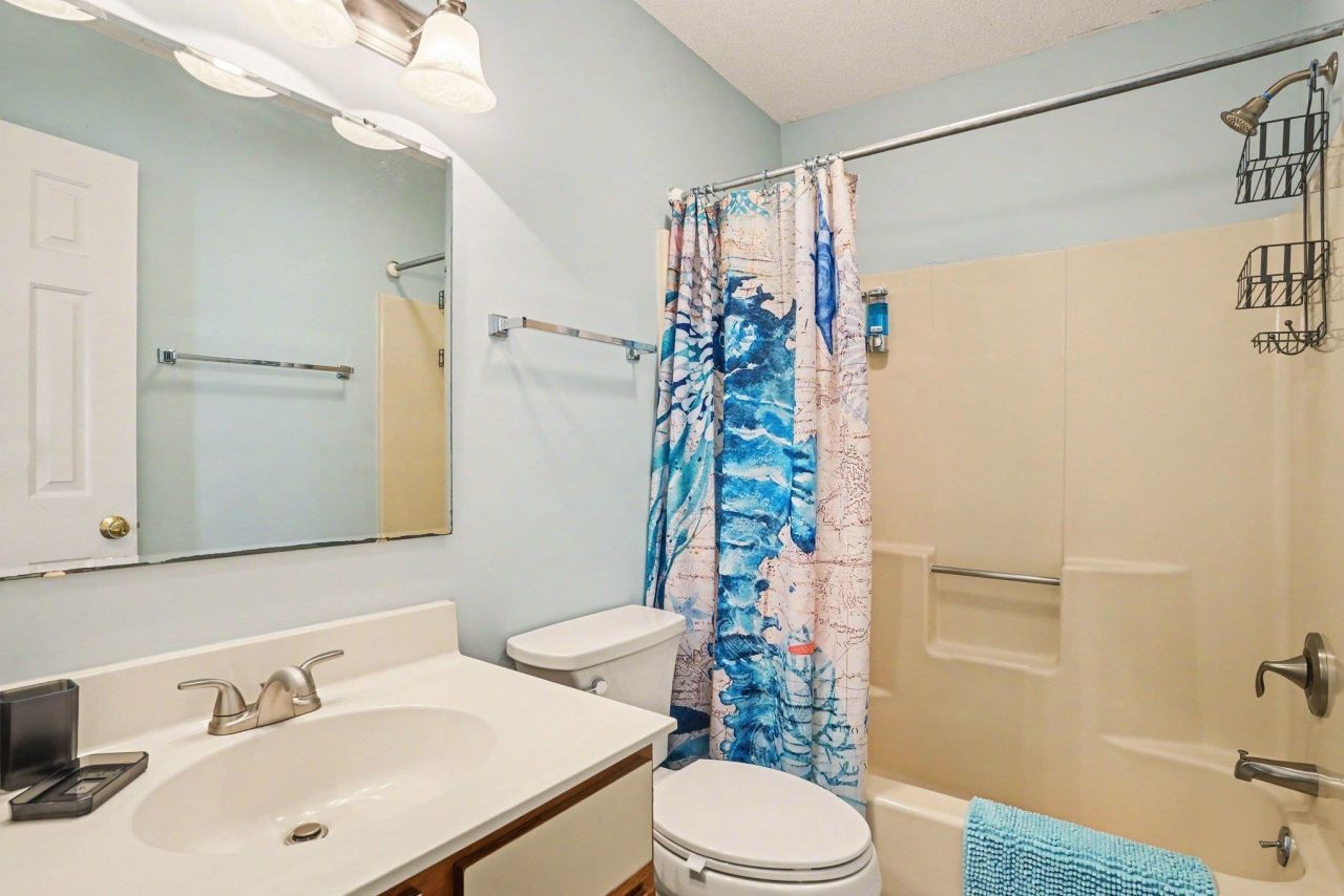 1425 N Waccamaw Dr. Photo 20