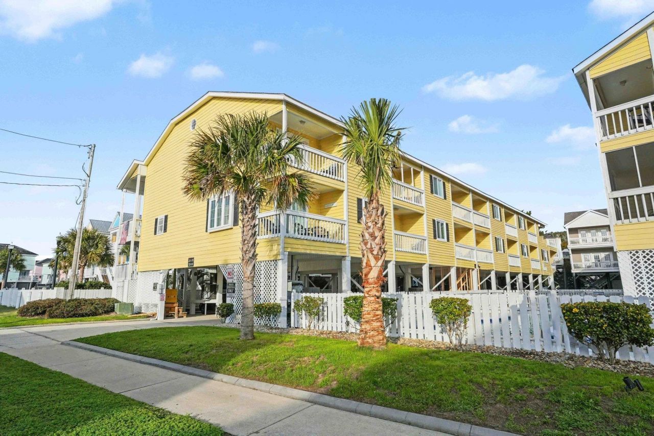 1425 N Waccamaw Dr. Photo 7