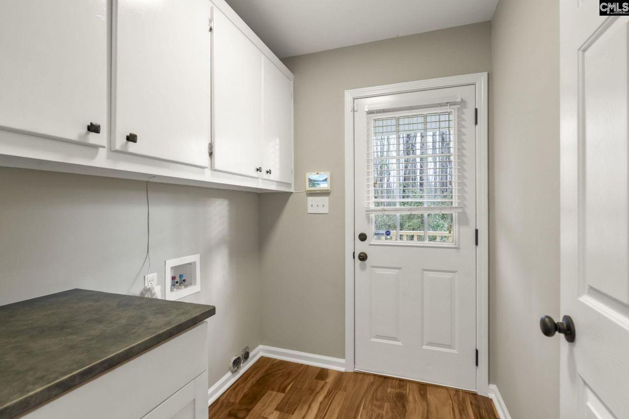 135 Litchfield Court  Photo 10