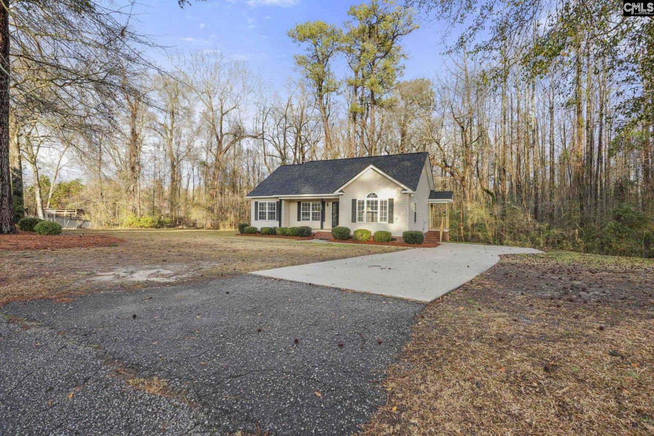 135 Litchfield Court  Photo 29