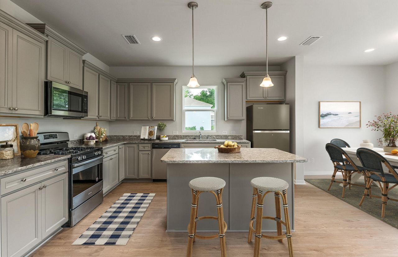 799 Meadowbrook Lane Photo 5