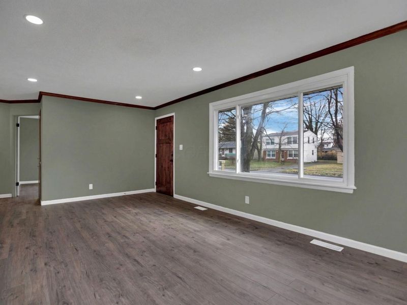 1251 Dellwood Avenue , Columbus, OH 43227 Photo 10