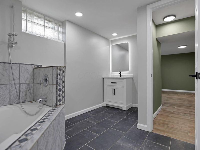 1251 Dellwood Avenue , Columbus, OH 43227 Photo 32