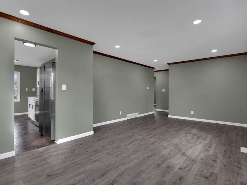 1251 Dellwood Avenue , Columbus, OH 43227 Photo 9