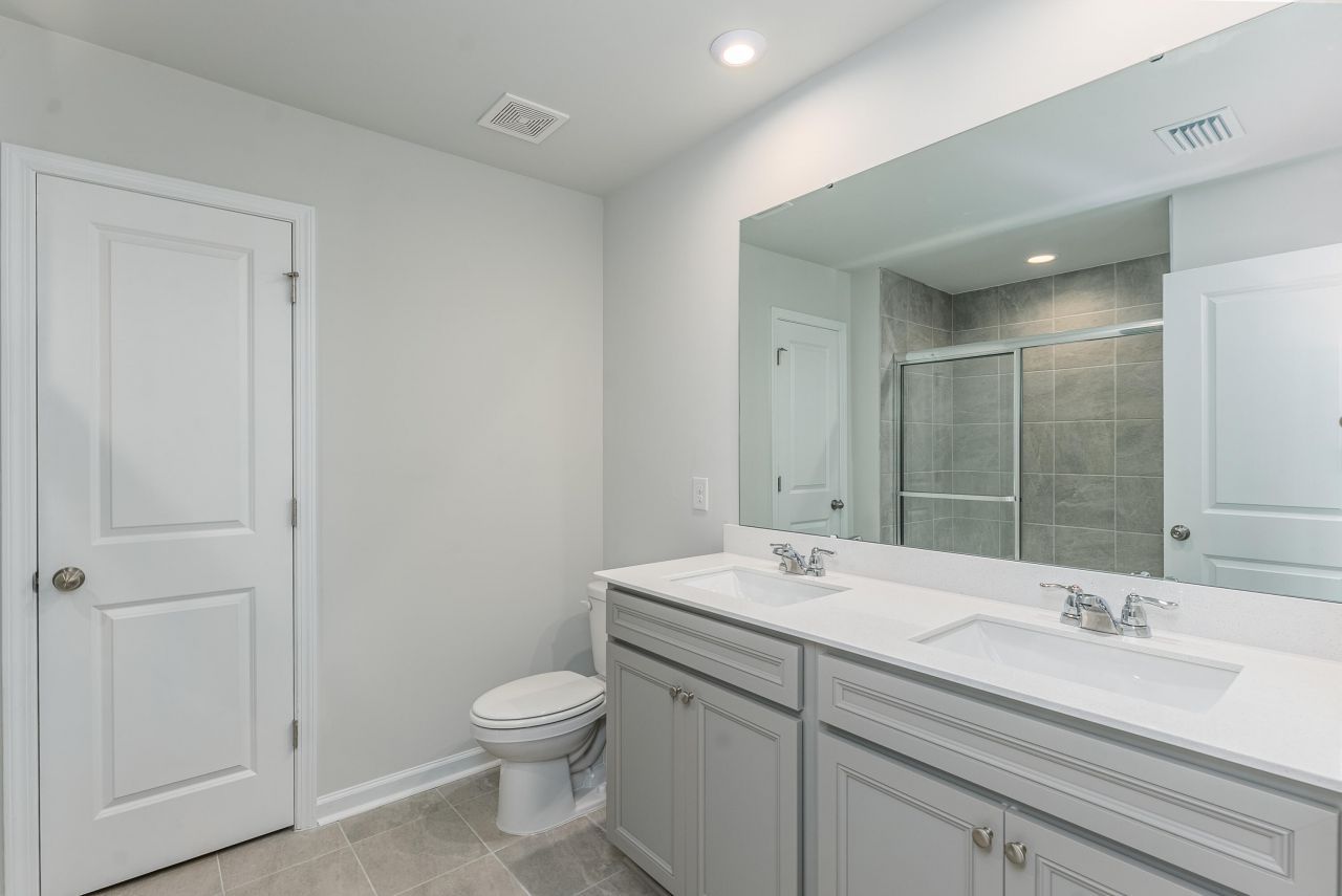 848 Meadowbrook Lane Photo 14