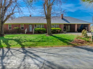 63 Morris Church Road, Brookneal, VA 24528