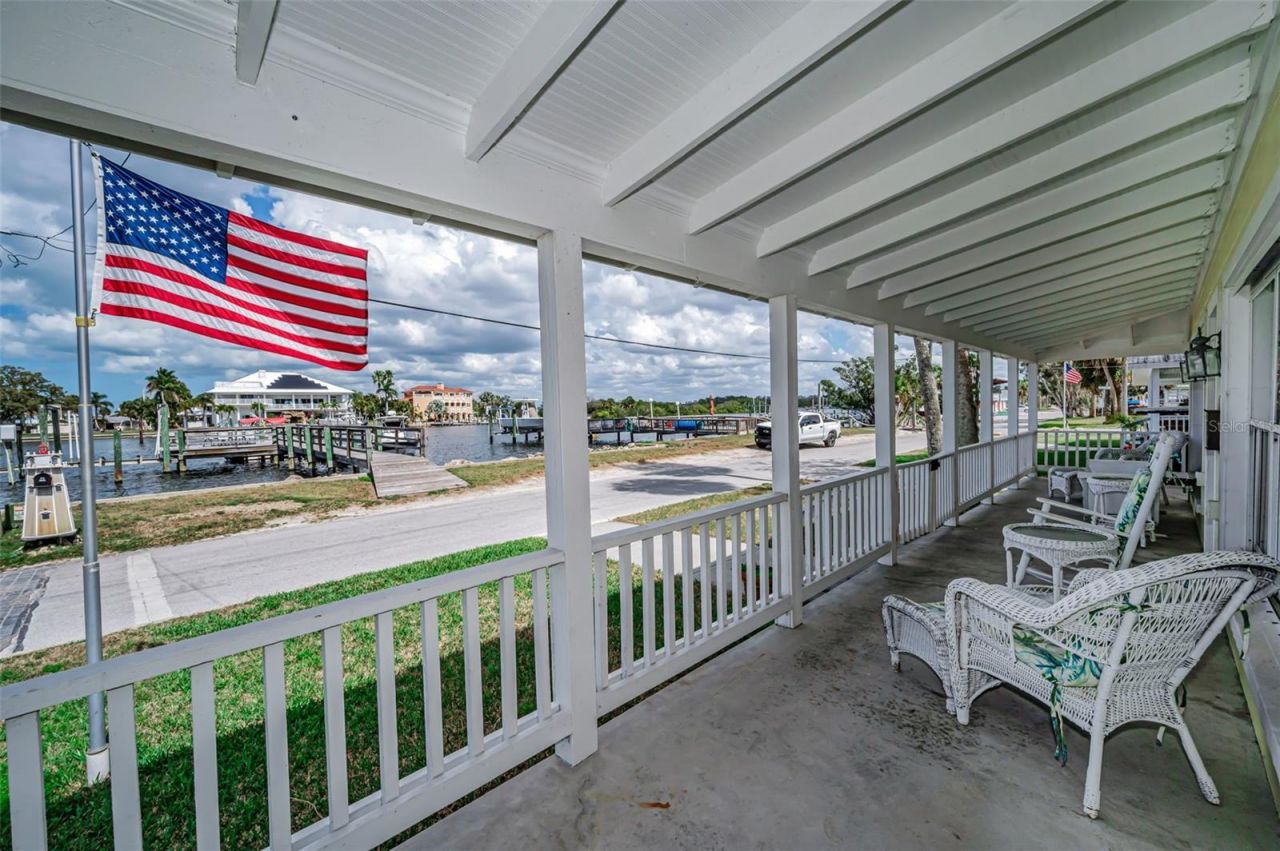 5038 Sunset Boulevard, Port Richey, FL 34668 Photo