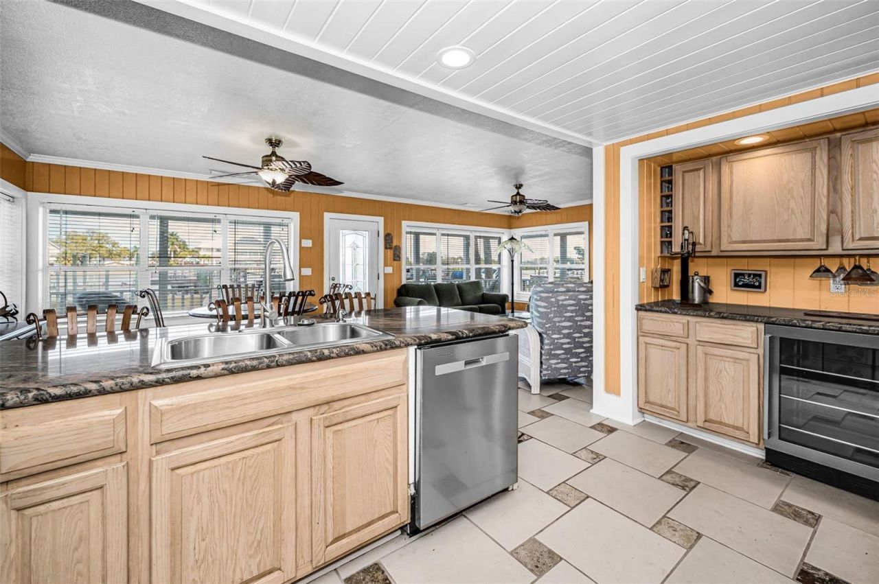 5038 Sunset Boulevard, Port Richey, FL 34668 Photo