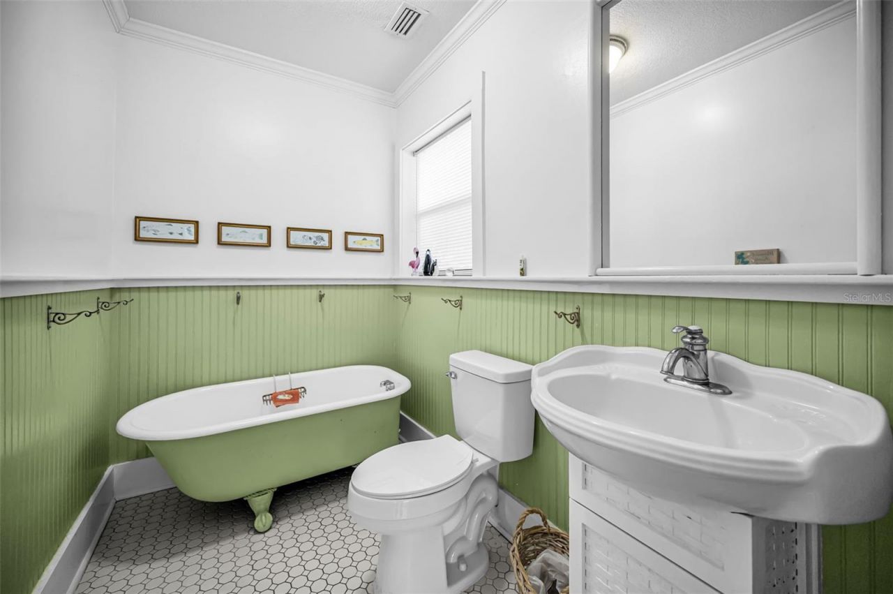 5038 Sunset Boulevard, Port Richey, FL 34668 Photo