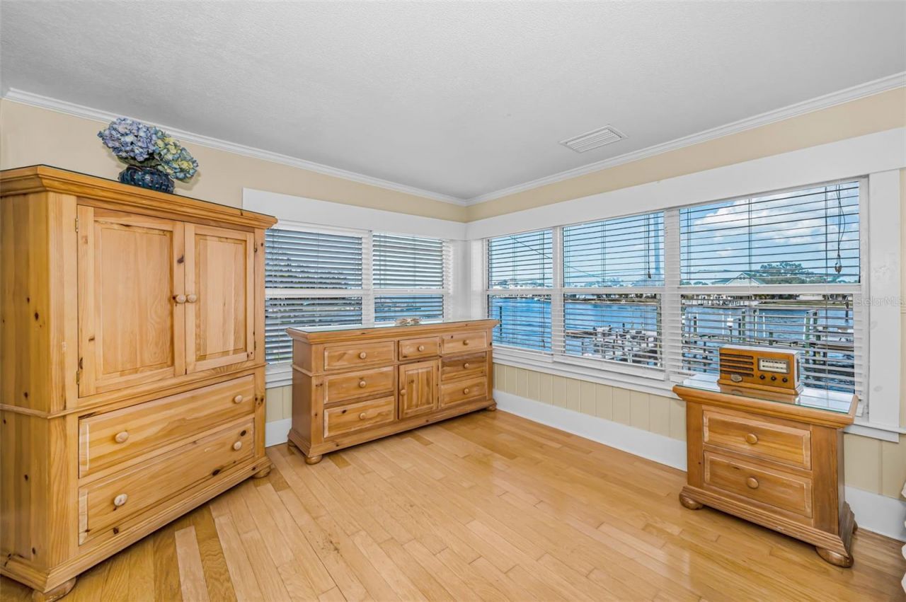 5038 Sunset Boulevard, Port Richey, FL 34668 Photo