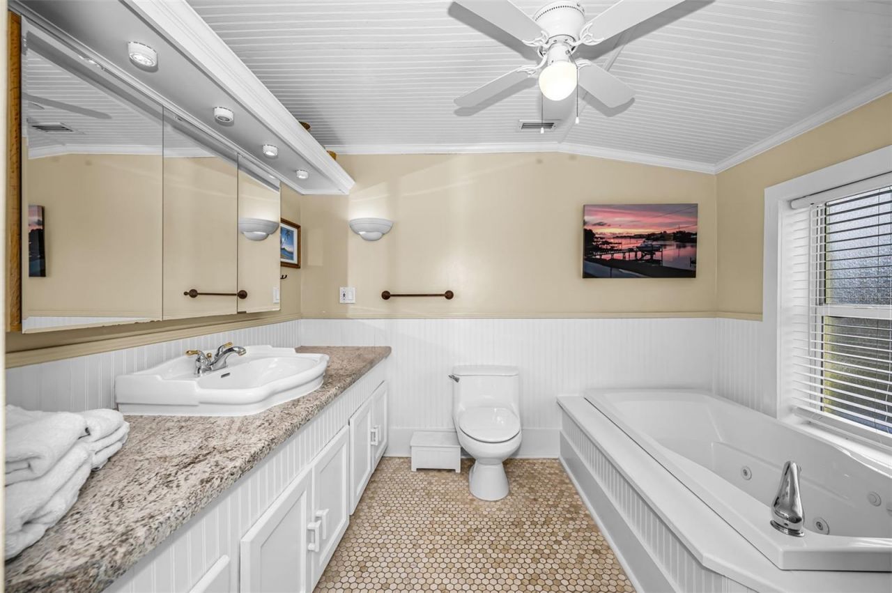 5038 Sunset Boulevard, Port Richey, FL 34668 Photo