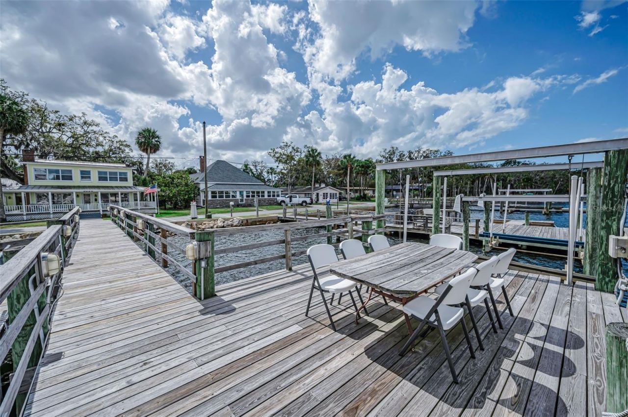 5038 Sunset Boulevard, Port Richey, FL 34668 Photo