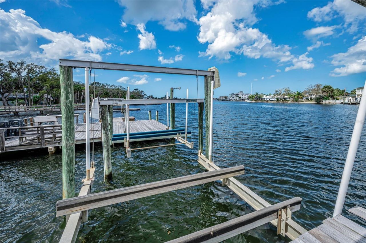 5038 Sunset Boulevard, Port Richey, FL 34668 Photo