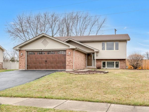 14631 S Arboretum Drive , Homer Glen, IL 60491