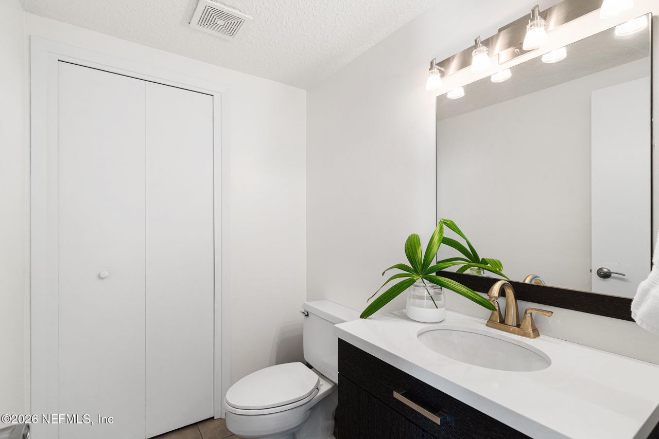 10150 Leisure Lane N, Unit 23, Jacksonville, FL 32256 Photo
