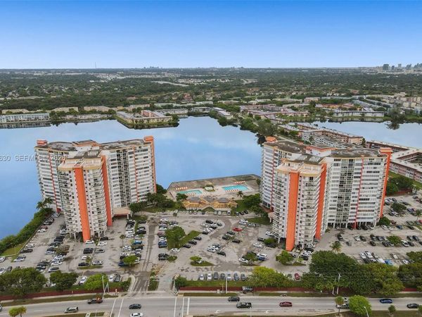 1301 NE Miami Gardens Dr, Unit 221W, Miami, FL 33179