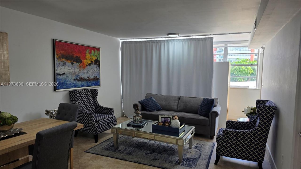 1301 NE Miami Gardens Dr, Unit 221W, Miami, FL 33179 Photo