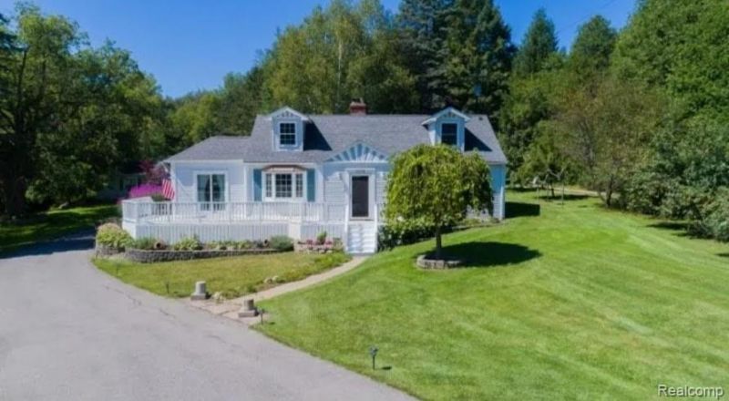 3658 Lakeshore Road, Lexington Township, MI 48450 Main Photo