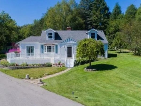 3658 Lakeshore Road, Lexington Twp, MI 48450