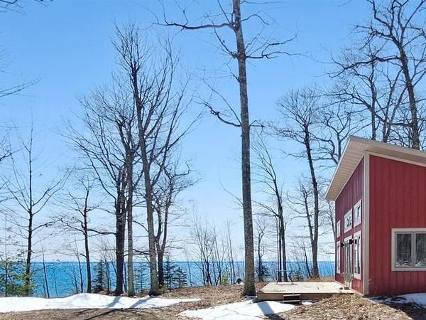 1117 South Shore Rd, La Pointe, WI 54850