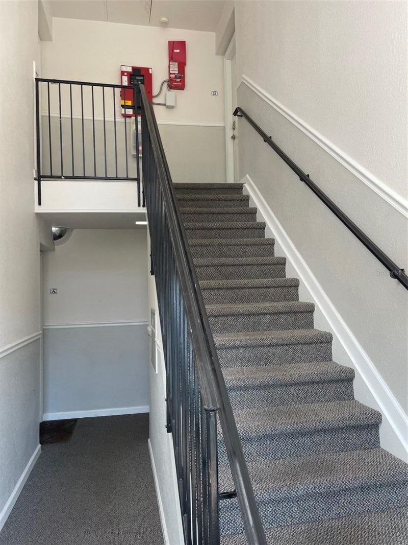 249 Pompano Drive Se, Unit D, Saint Petersburg, FL 33705 Photo