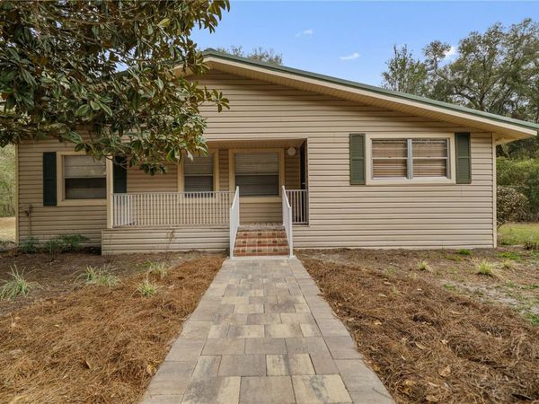 20209 NW 49 TERRACE , LA CROSSE, FL 32658