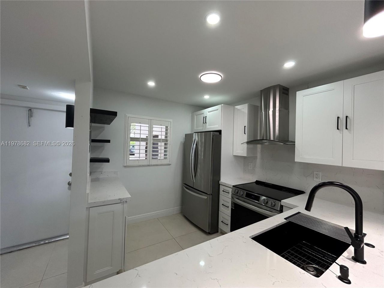 300 Berkley Rd , Unit 108, Hollywood, FL 33024 Photo