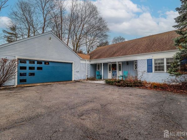 71 Woodbridge Avenue, Metuchen, NJ 08840