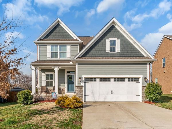 308 Oakley Dr, Gallatin, TN 37066