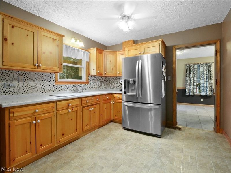 110 Railroad Street, Lagrange, OH 44050 Photo 10