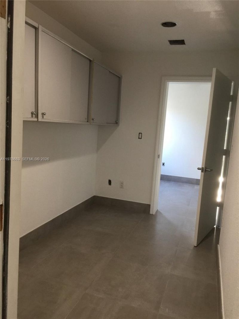 4751 W 4th Ave , Hialeah, FL 33012 Photo