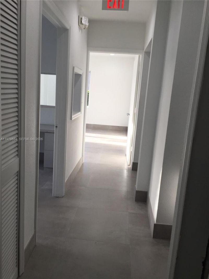 4751 W 4th Ave , Hialeah, FL 33012 Photo